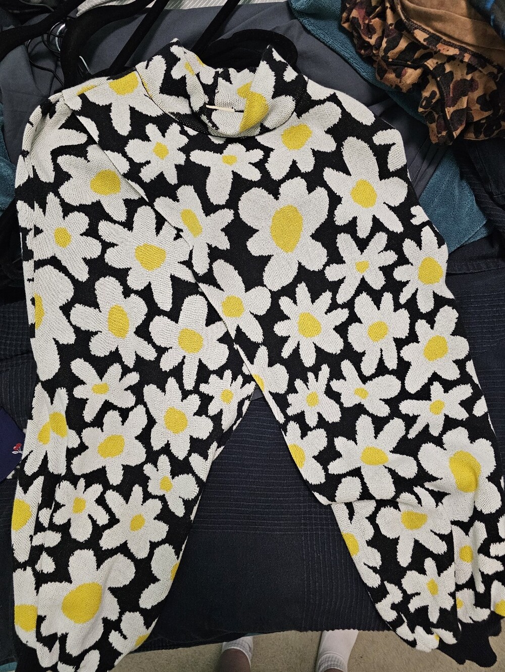 Farm Rio Sweater Sleeves